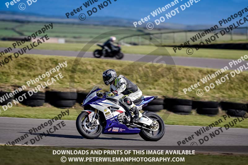 anglesey no limits trackday;anglesey photographs;anglesey trackday photographs;enduro digital images;event digital images;eventdigitalimages;no limits trackdays;peter wileman photography;racing digital images;trac mon;trackday digital images;trackday photos;ty croes